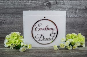 Pudełko na koperty – Imiona w kole